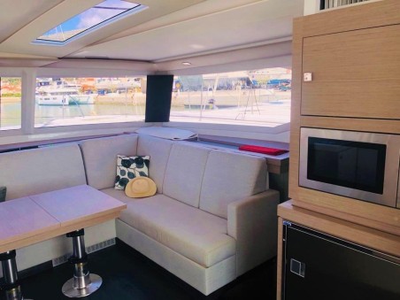 Fountaine Pajot Fountaine Pajot Saona 47 Quintet - 5 + 1 cab. Desafinado