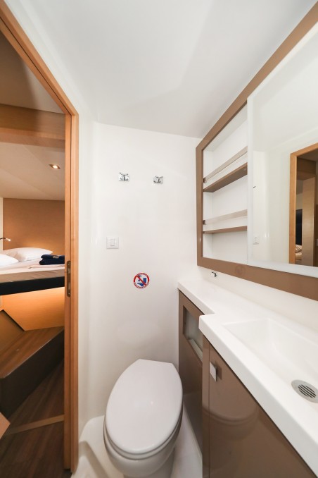 Fountaine Pajot Fountaine Pajot Saona 47 Quintet - 5 + 1 cab. Nina V