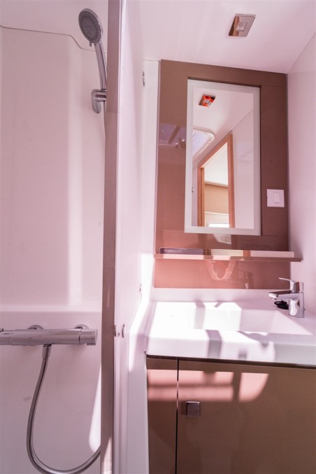 Fountaine Pajot Fountaine Pajot Saona 47 Quintet - 5 + 1 cab. Sunny Wave