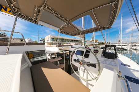 Fountaine Pajot Fountaine Pajot Saona 47 Quintet - 5 + 1 cab. Tamara V