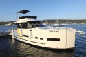 Cobra Yachts Futura 40 Grand Horizon Backup - 4