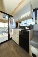 Cobra Yachts Futura 40 Grand Horizon Backup - 21