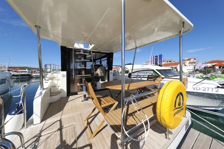 Futura 40 Grand Horizon | Czarter jachtu Chorwacja | Travelboat