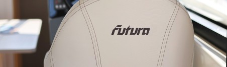 Cobra Yachts Futura 40 Grand Horizon Muneca