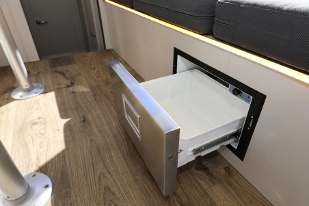 Cobra Yachts Futura 40 Grand Horizon Nanda