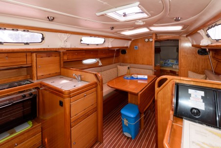 Bavaria Yachtbau Bavaria 33 Cruiser Dišpet