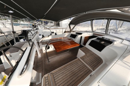 Hanse 455 | Yacht Charter Croatia | Travelboat