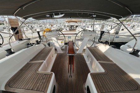 Hanse 455 | Yacht Charter Croatia | Travelboat