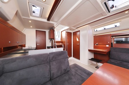 Hanse 455 | Yacht Charter Croatia | Travelboat