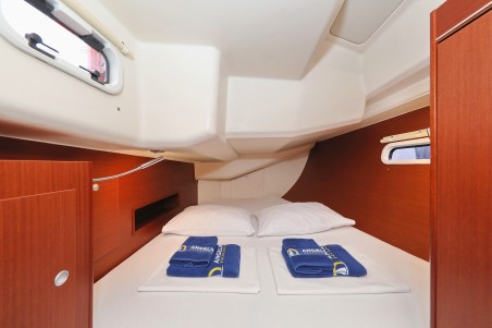 Hanse 455 | Yacht Charter Croatia | Travelboat