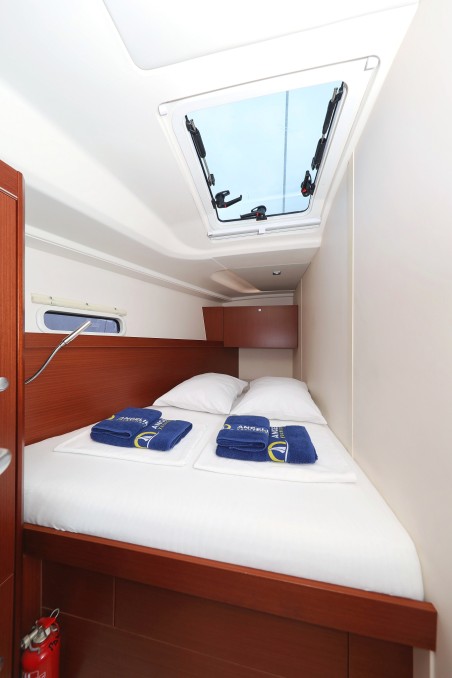 Hanse 455 | Yacht Charter Croatia | Travelboat