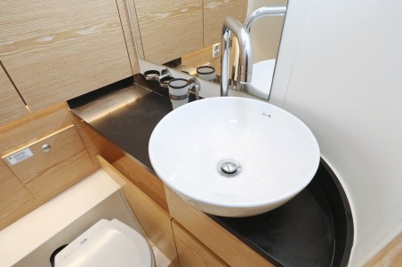 Hanse Yachts Hanse 588 - 5 + 1 cab. Jasmine