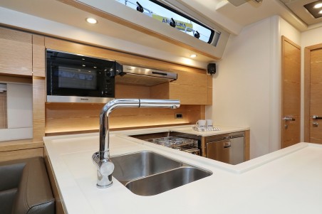 Hanse Yachts Hanse 588 - 5 + 1 cab. Jasmine