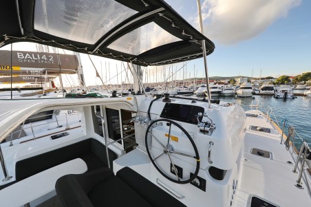 Lagoon-Bénéteau Lagoon 40 - 4 + 2 cab Mars