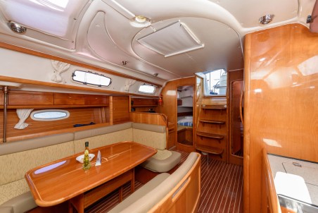 Bavaria Yachtbau Bavaria 39 Cruiser Dorko