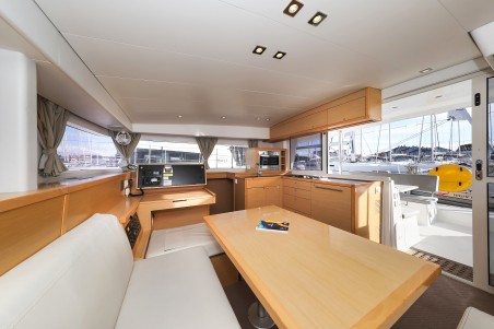 Lagoon-Bénéteau Lagoon 400 S2 - 4 + 2 cab. First Choice