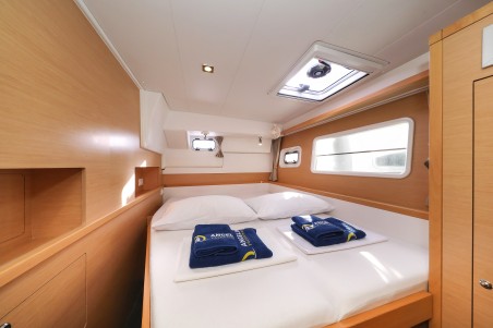 Lagoon-Bénéteau Lagoon 400 S2 - 4 + 2 cab. First Choice