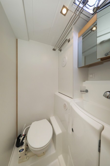 Lagoon-Bénéteau Lagoon 400 S2 - 4 + 2 cab. First Choice