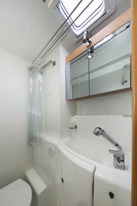 Lagoon-Bénéteau Lagoon 400 S2 - 4 + 2 cab. First Choice