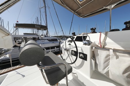 Lagoon-Bénéteau Lagoon 400 S2 - 4 + 2 cab. Kinga V