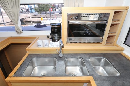 Lagoon-Bénéteau Lagoon 400 S2 - 4 + 2 cab. Kinga V