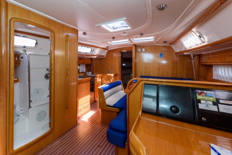 Bavaria Yachtbau Bavaria 42 Cruiser Blue Queen