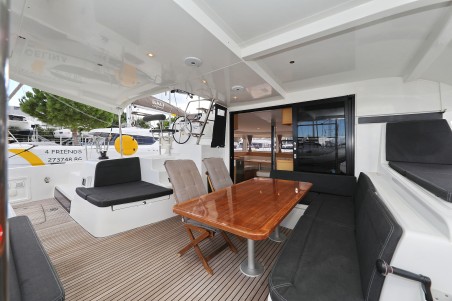 Lagoon-Bénéteau Lagoon 42 - 4 + 2 cab. Demi Doux