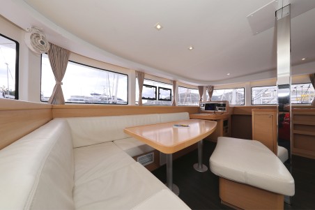 Lagoon-Bénéteau Lagoon 42 - 4 + 2 cab. Demi Doux