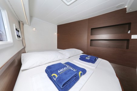 Lagoon-Bénéteau Lagoon 42 - 4 + 2 cab. Easy Course