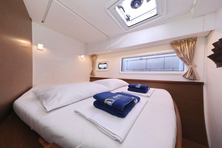 Lagoon-Bénéteau Lagoon 42 - 4 + 2 cab. Easy Course