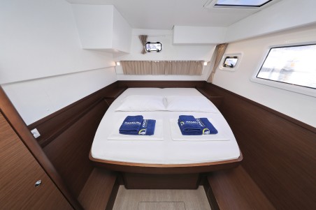 Lagoon-Bénéteau Lagoon 42 - 4 + 2 cab. Easy Course