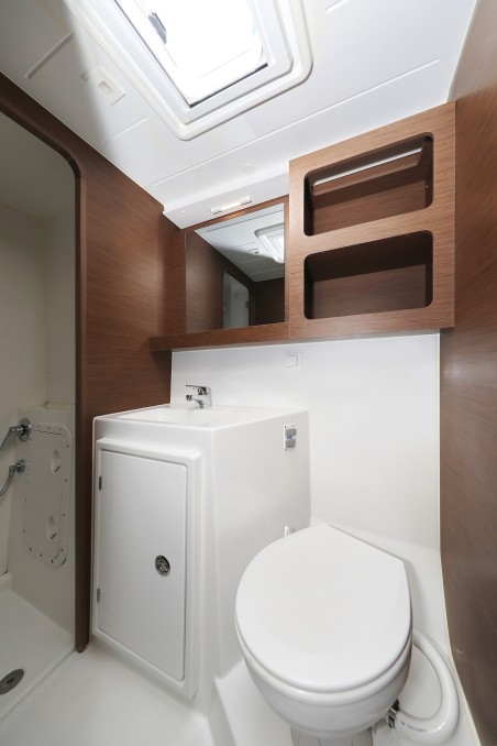 Lagoon-Bénéteau Lagoon 42 - 4 + 2 cab. Easy Course