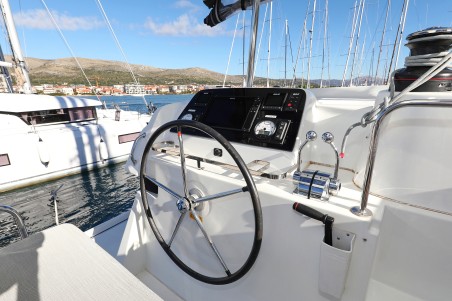 Lagoon-Bénéteau Lagoon 42 - 4 + 2 cab. Easy Course
