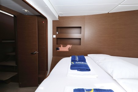 Lagoon-Bénéteau Lagoon 42 - 4 + 2 cab. Media Luna