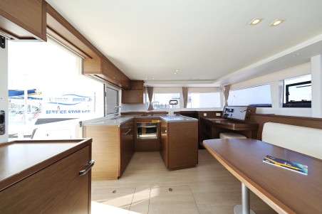 Lagoon-Bénéteau Lagoon 450 S - 4 + 2 cab. Adriatic Queen
