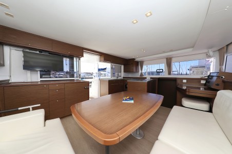 Lagoon-Bénéteau Lagoon 450 S - 4 + 2 cab. Adriatic Queen