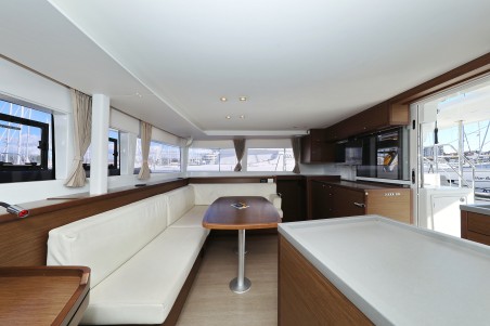 Lagoon-Bénéteau Lagoon 450 S - 4 + 2 cab. Adriatic Queen