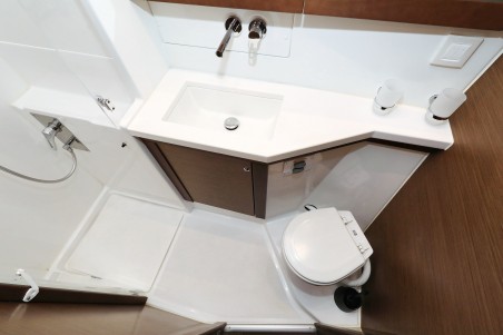 Lagoon-Bénéteau Lagoon 450 S - 4 + 2 cab. Adriatic Queen