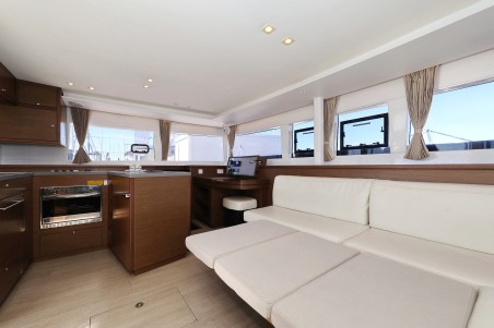 Lagoon-Bénéteau Lagoon 450 S - 4 + 2 cab. Adriatic Queen