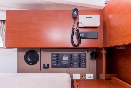 Bénéteau Oceanis 35.1 Bela