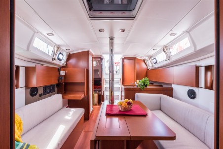 Bénéteau Oceanis 35.1 Bela