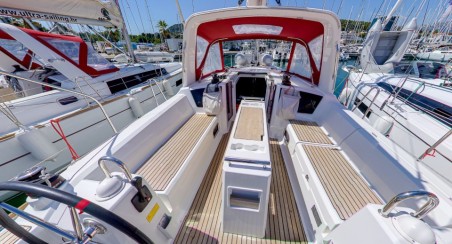 Bénéteau Oceanis 35.1 Lampuga