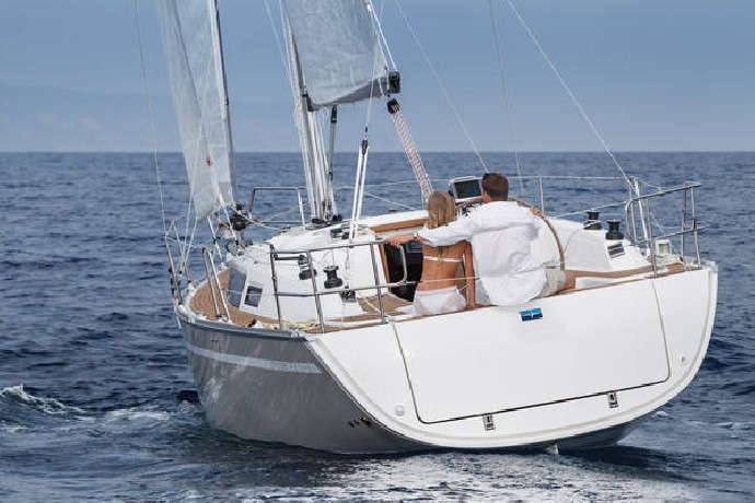Bavaria Yachtbau Bavaria Cruiser 33 Sea Lion