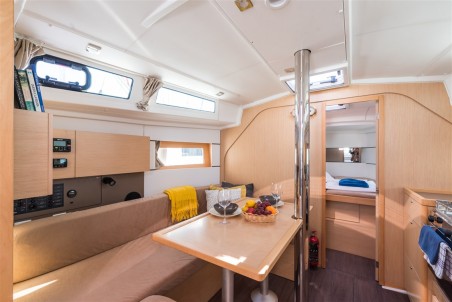 Bénéteau Oceanis 38 - 3 cab. Rusalka