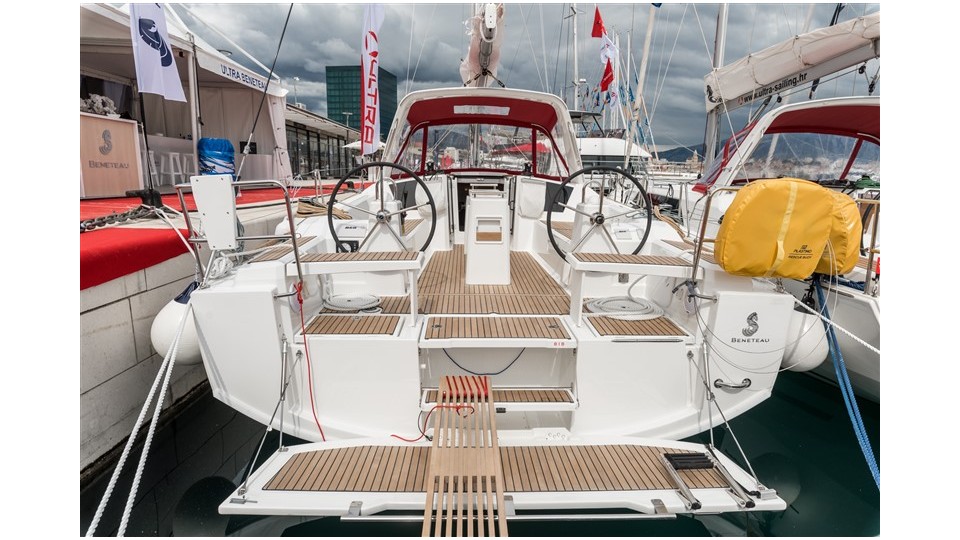 Bénéteau Oceanis 38.1 Majano