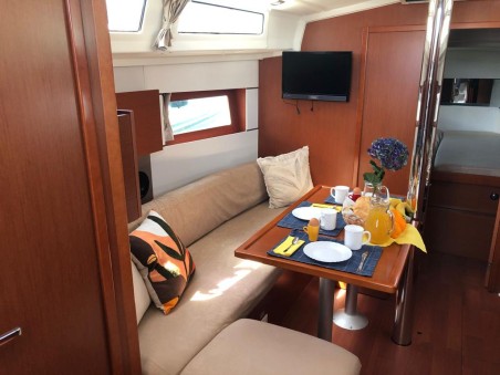 Oceanis 38.1 | Yacht Charter Croatia | Travelboat