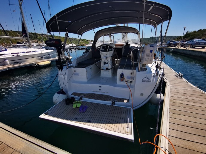Bavaria Yachtbau Bavaria Cruiser 36 Sea Wolf