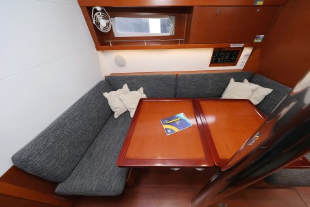 Bénéteau Oceanis 41 Zyntha