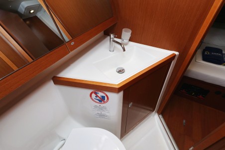 Bénéteau Oceanis 41 Zyntha