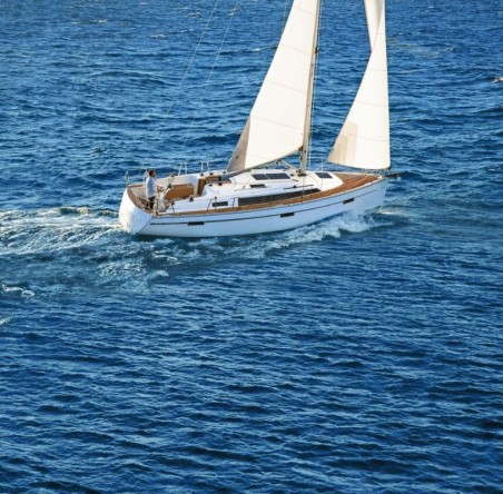 Bavaria Yachtbau Bavaria Cruiser 37 - 3 cab. Toni